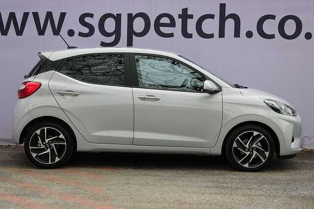 Hyundai i10 1.2 [79] Premium 5dr Auto [Nav]
