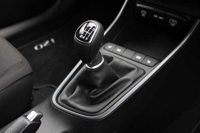 Hyundai I20 1.0T GDi 90 Black Line 5dr Blue