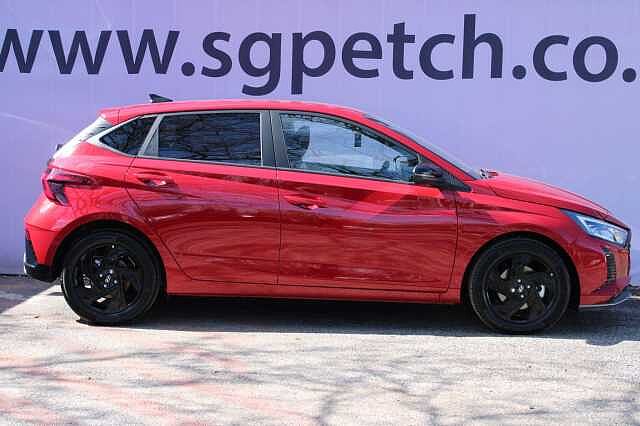 Hyundai i20 1.0T GDi 90 Black Line 5dr