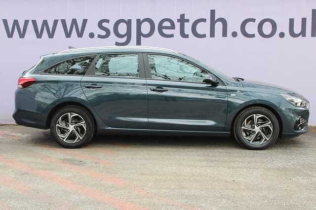 Hyundai i30 1.0T GDi SE Connect 5dr