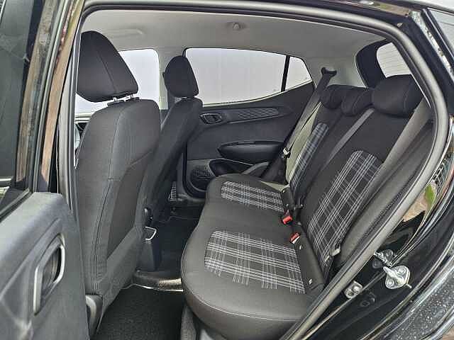 Hyundai I10 1.2 Premium Euro 6 (s/s) 5dr Black