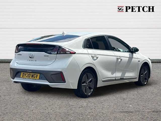 Hyundai IONIQ 1.6 GDi Hybrid Premium SE 5dr DCT White