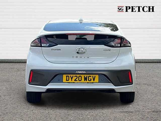 Hyundai IONIQ 1.6 GDi Hybrid Premium SE 5dr DCT White