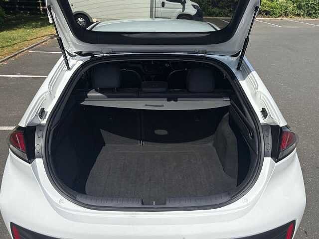 Hyundai IONIQ 1.6 GDi Hybrid Premium SE 5dr DCT White