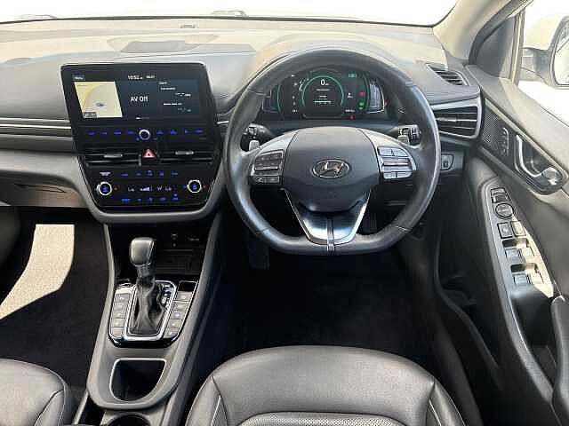 Hyundai IONIQ 1.6 GDi Hybrid Premium SE 5dr DCT White