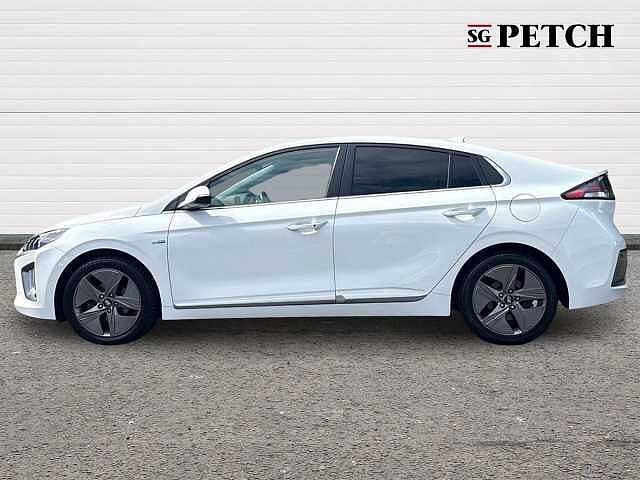 Hyundai IONIQ 1.6 GDi Hybrid Premium SE 5dr DCT White