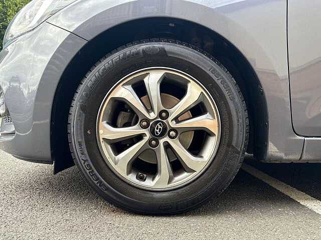 Hyundai I20 1.2 MPi SE 5dr Grey