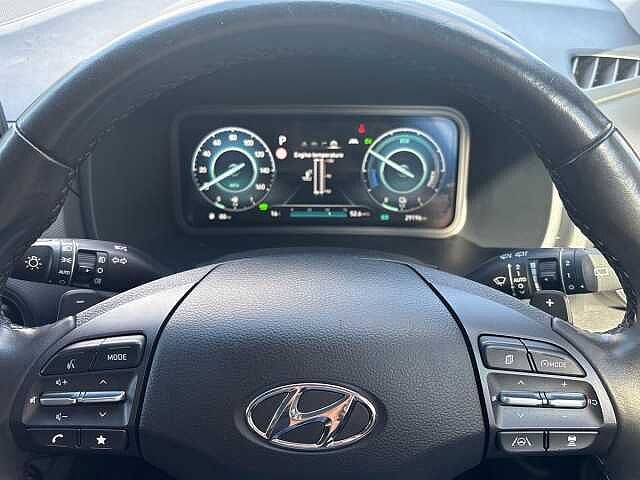 Hyundai KONA 1.6 GDi Hybrid Premium 5dr DCT White