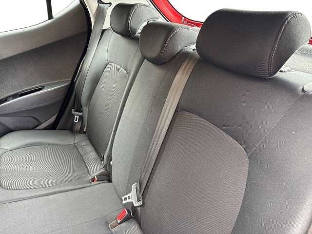 Hyundai i10 1.0 SE 5dr