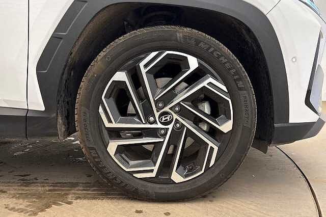 Hyundai TUCSON 48V MHD DCT Ultimate SHIMMERING SILVER