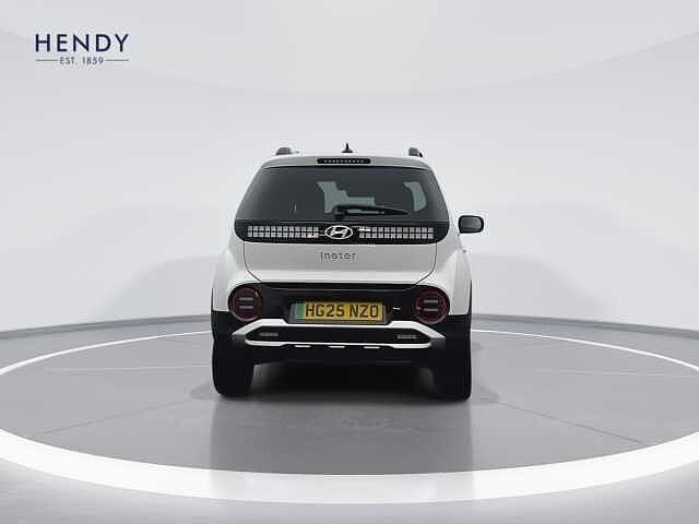 Hyundai INSTER 49kWh 02