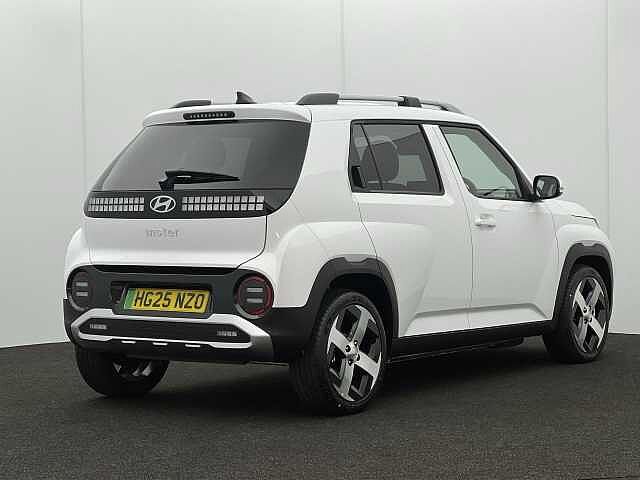Hyundai INSTER 49kWh 02