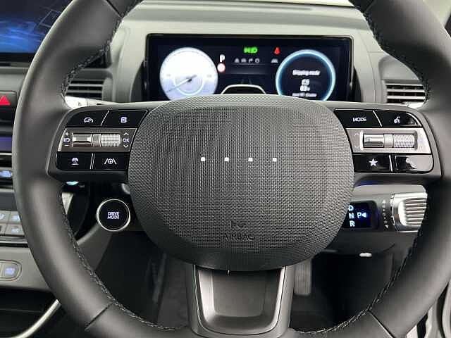 Hyundai INSTER 49kWh 02