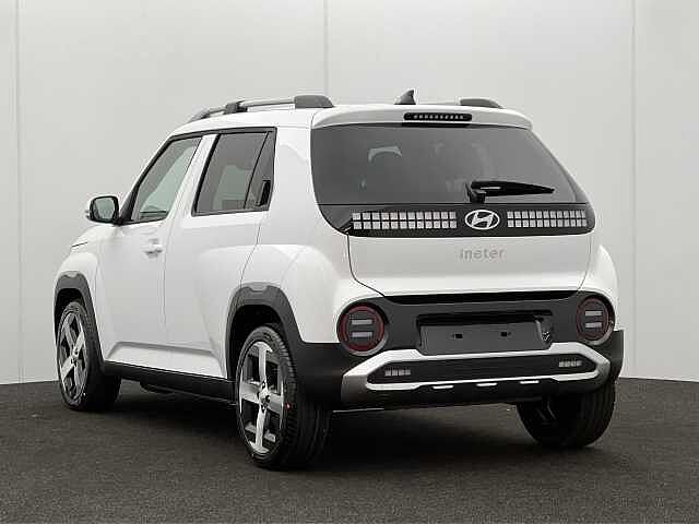 Hyundai INSTER 49kWh 02