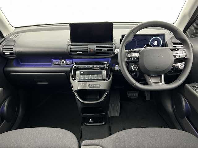 Hyundai INSTER 49kWh 02