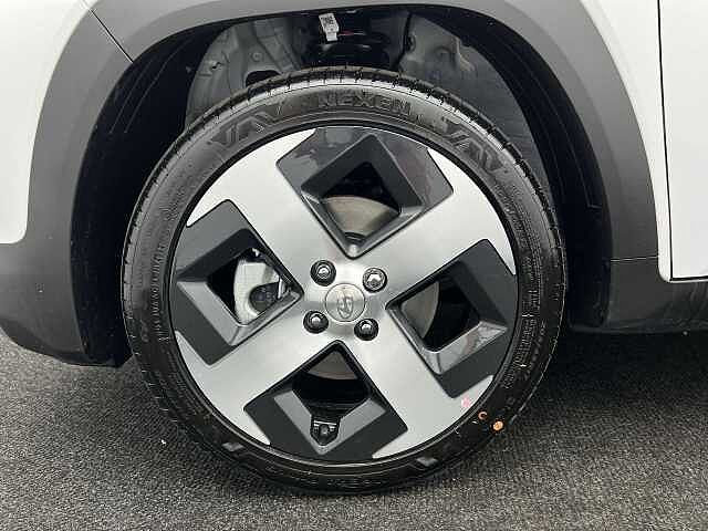 Hyundai INSTER 49kWh 02