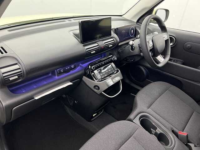 Hyundai INSTER 49kWh 02