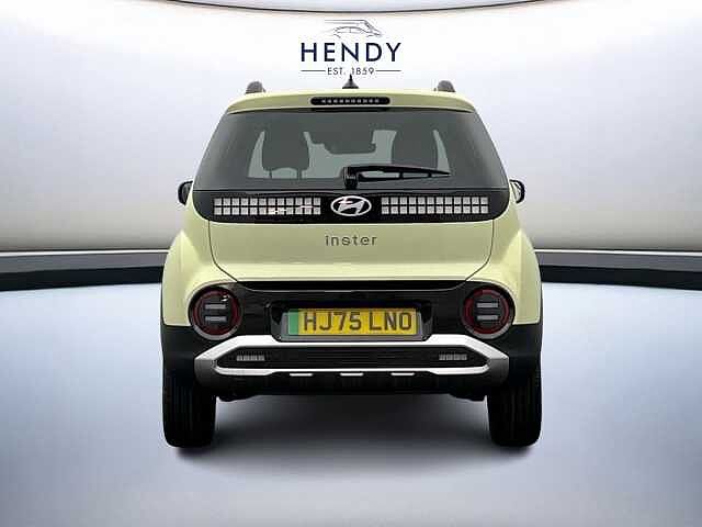 Hyundai Inster 49kWh 02