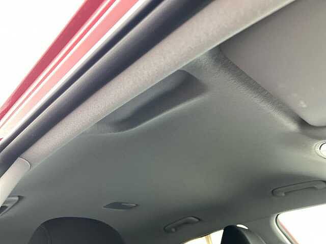 Hyundai KONA GDi Hybrid DCT Premium RED