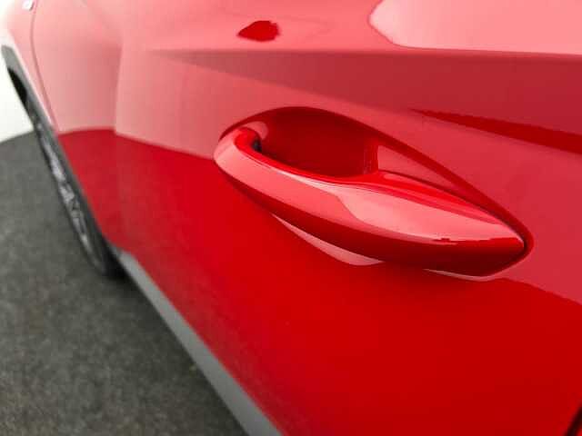 Hyundai TUCSON TGDi 48V MHD DCT SE Connect ENGINE RED