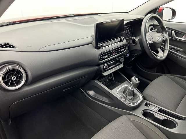 Hyundai KONA TGDi 48V MHEV Premium