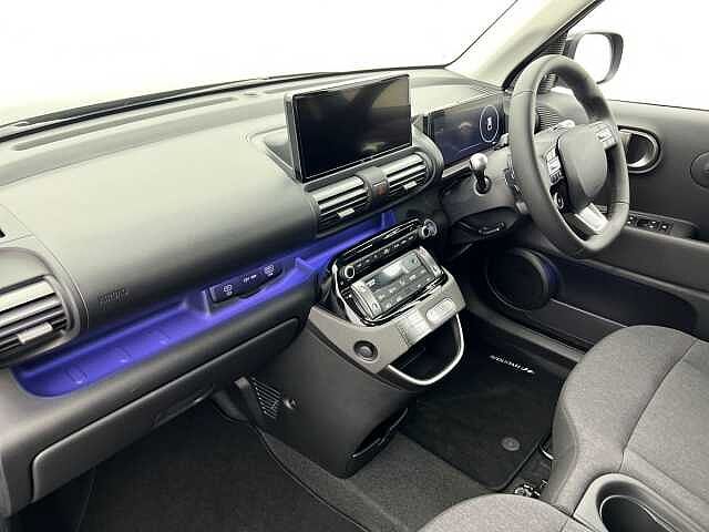 Hyundai INSTER 49kWh 02