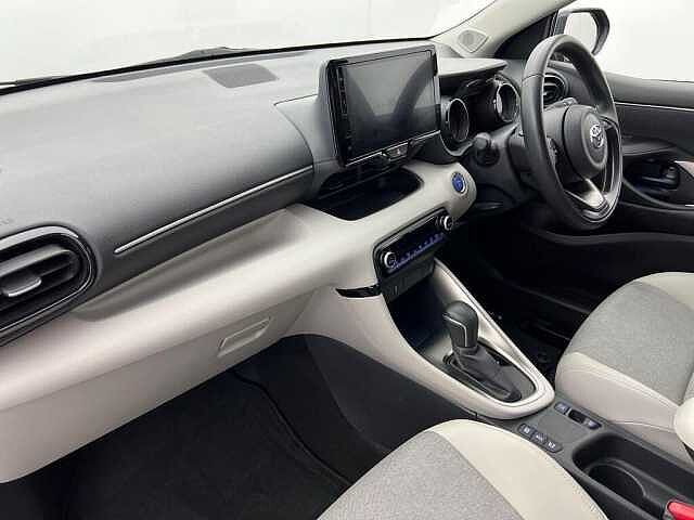 Toyota Yaris 1.5 Hybrid Excel 5dr CVT