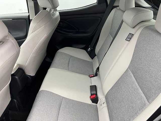 Toyota Yaris 1.5 Hybrid Excel 5dr CVT