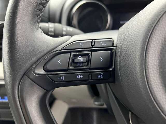 Toyota Yaris 1.5 Hybrid Excel 5dr CVT