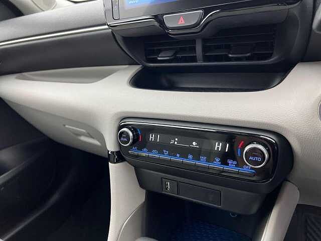 Toyota Yaris 1.5 Hybrid Excel 5dr CVT