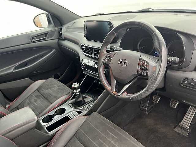 Hyundai TUCSON 1.6 TGDi 177 N Line 5dr 2WD POLAR WHITE