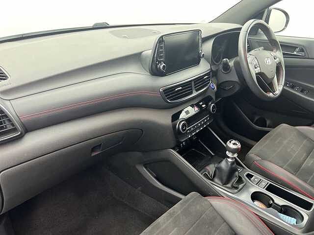 Hyundai TUCSON 1.6 TGDi 177 N Line 5dr 2WD POLAR WHITE