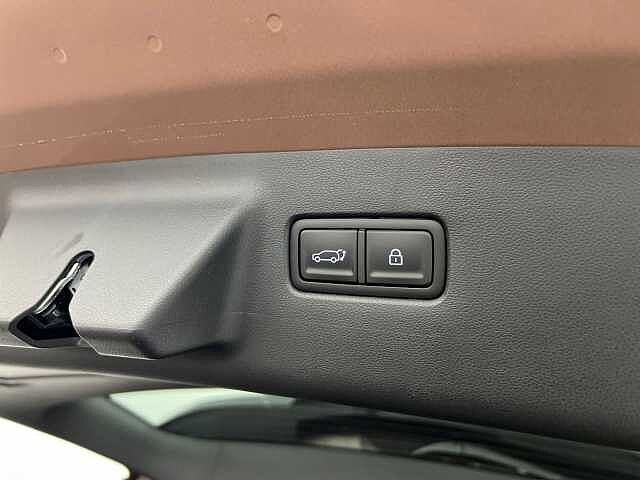 Hyundai SANTA FE 1.6 TGDi 239 Hybrid Ultimate