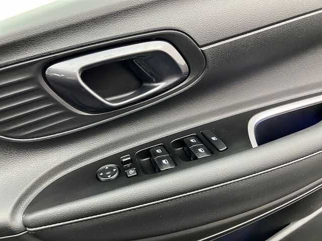 Hyundai BAYON 1.0 TGDi Premium 5dr DCT Automatic Petrol