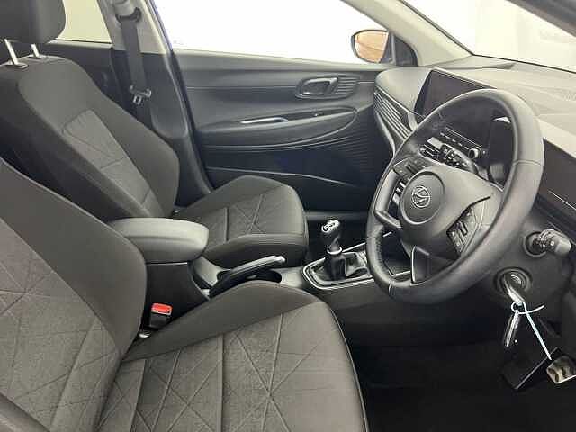 Hyundai BAYON 1.0 TGDi 48V MHEV Premium 5dr INTENSE BLUE