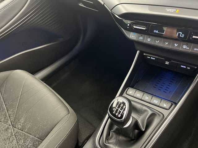 Hyundai BAYON 1.0 TGDi 48V MHEV Premium 5dr INTENSE BLUE