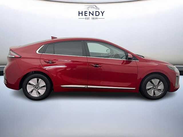 Hyundai IONIQ 1.6 GDi Hybrid DCT Premium RED