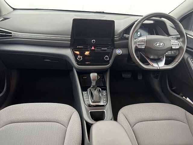 Hyundai IONIQ 1.6 GDi Hybrid DCT Premium RED