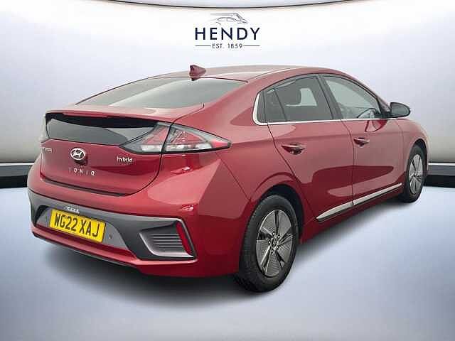 Hyundai IONIQ 1.6 GDi Hybrid DCT Premium RED