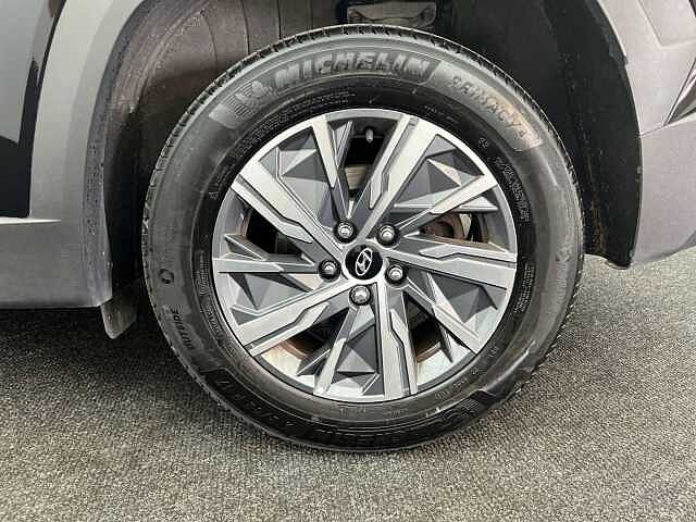 Hyundai TUCSON 1.6 TGDi SE Connect