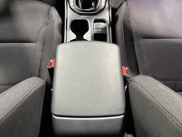 Hyundai TUCSON 1.6 TGDi SE Connect