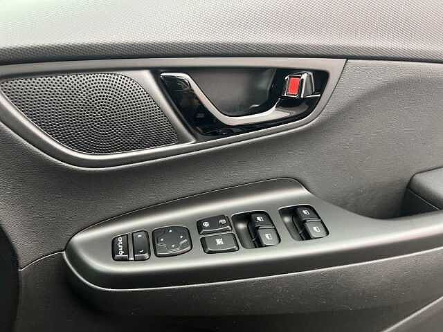 Hyundai KONA 1.6 GDi Hybrid Premium SE 5dr DCT