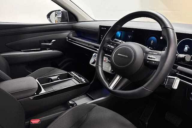 Hyundai TUCSON Hybrid Ultimate WHITE