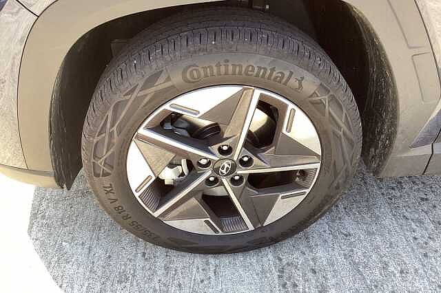 Hyundai Tucson Estate 1.6T Plug-in Hybrid Premium 5dr 4WD Auto