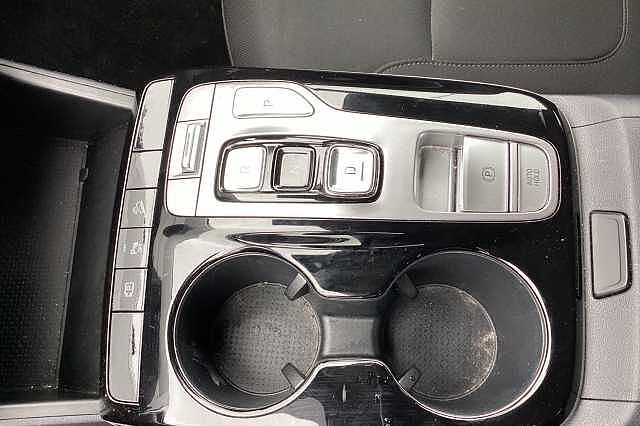 Hyundai TUCSON 1.6 T-GDi Hybrid Aut. 2023MY SE Connect Black