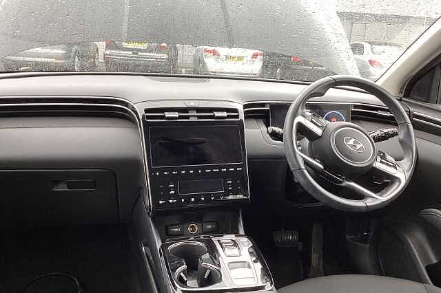 Hyundai TUCSON 1.6 T-GDi Hybrid Aut. 2023MY SE Connect Black