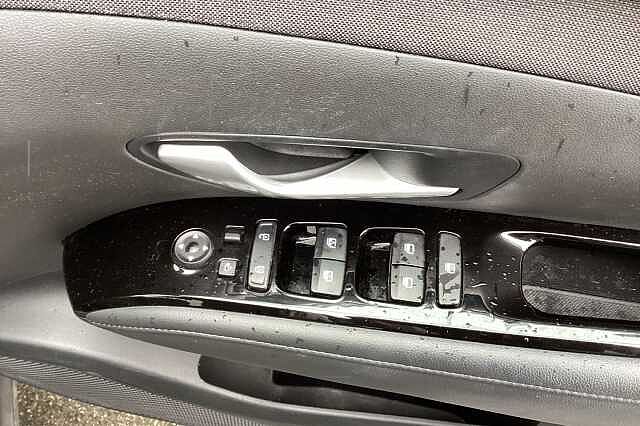 Hyundai TUCSON 1.6 T-GDi Hybrid Aut. 2023MY SE Connect Black