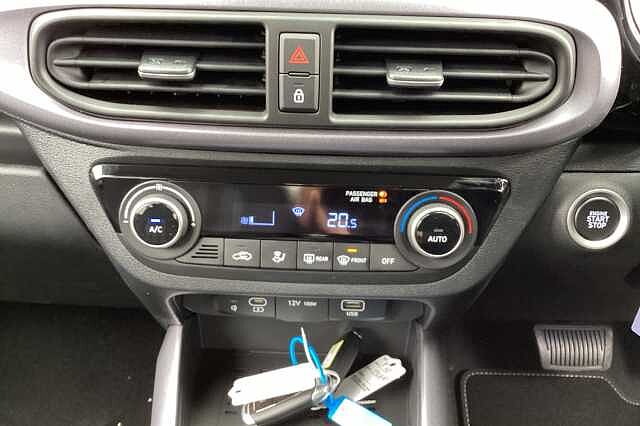 Hyundai I10 1.2 [79] Premium 5dr Auto [Nav] Hatchback