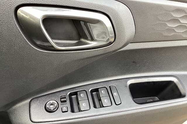 Hyundai I10 1.2 [79] Premium 5dr Auto [Nav] White