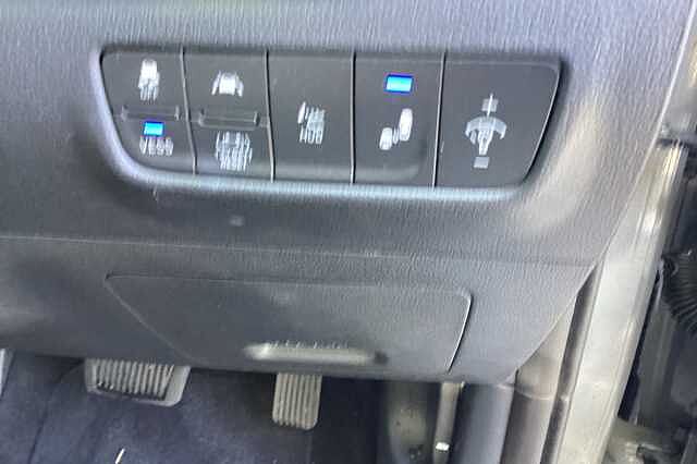 Hyundai KONA 1.6 GDi Hybrid Premium SE 5dr DCT Grey